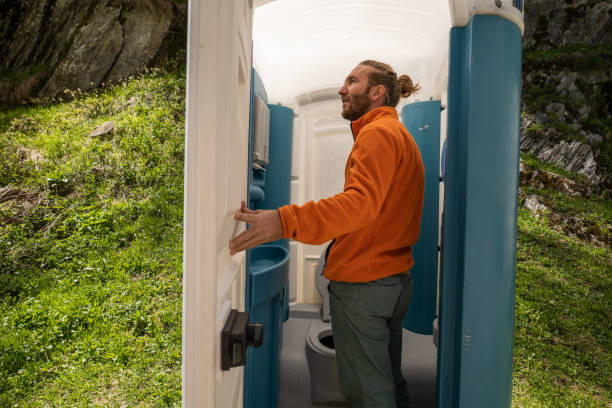 Best Portable bathroom rental  in North Manchester, IN